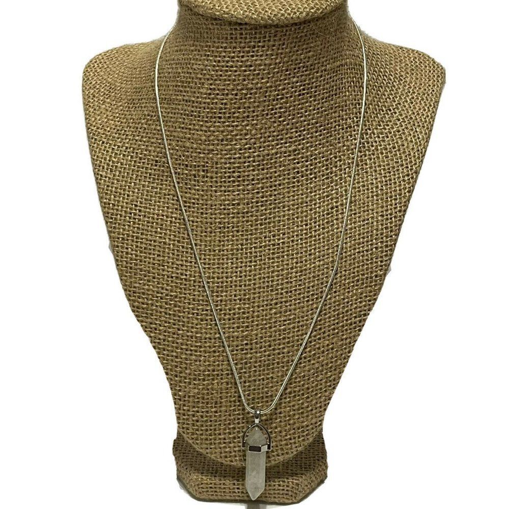 liquid silver tone 19” clear quartz necklace Energy Concentration Healing